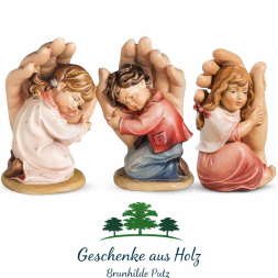 Schützende Hände aus Holz geschnitzt - Schnitzer-Stube Tirschenreuth
